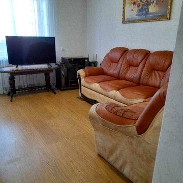ПРОДАМ теплу 2 кімнатну в Синельниково  від власника   (лише продаж)