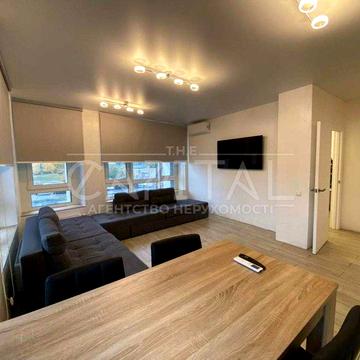 Продаж 3-х кімнатної квартири ЖК "Славутич" 80м² Дарницький район ЖК Славутич