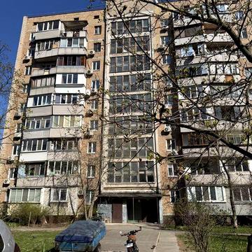 Продаж 1к квартира  Оболонь Мінська 7хв до метро ,Героїв полку Азов ,1-а Цегла Газ