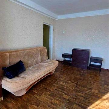 Терміново продам 3-х кім. квартиру, метро "Нивки"