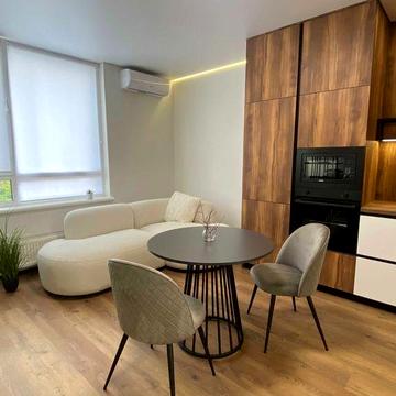 Комфортабельний зонований open space в ЖК Республіка, метро Теремки. ЖК Республіка