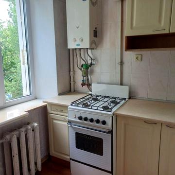 Продаж 2к кв. вул. Стадіонна, 19  ст.м. Вокзальна