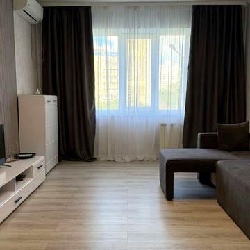 Продаж 3к квартири Троєщина Київ