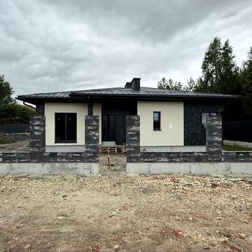 Будинок від забудовника з ділянкою 15 сотих 130кв.м огорожа, бруківка, керамограніт, покрівлят фальц, дуже гарний будинок