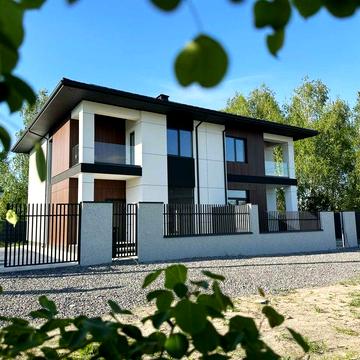 Продам дуплекс 130 м2, 2.5 сотки, без ремонту
