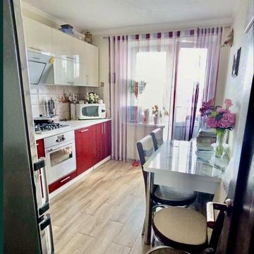 Продаж 3-кв  76 кв.м ЦЕНТР вул.Нова,31 Закрита територія Комплексу ,УКРИТТЯ м. Бориспіль ЖК Центр