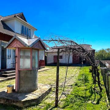 Оренда хати в селі Цуцулин (20 км від м.Коломия).  будинок. Довготривала оренда.
