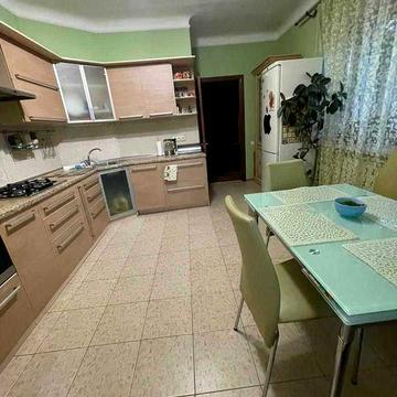 Продам 2х поверховий облаштований будинок загальна площа - 131 м2