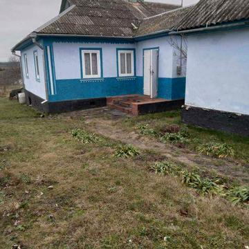 Продам частину будинку з гаражем в с.Гибалівка Шаргородської громади