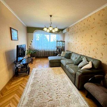 Продаж 3-кімнатної квартири