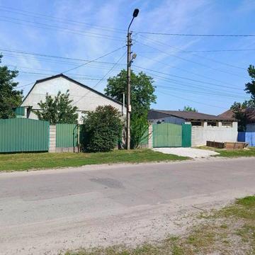 Продам житловий будинок смт Карнаухівка