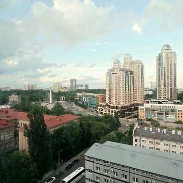 Продаж 4к Квартира Сонячна вулиця