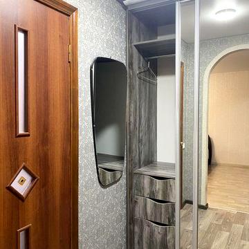 Продам 1к квартиру на Роменській з гарним ремонтом