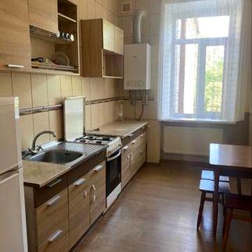 Здається 2-ка Князів Острозьких