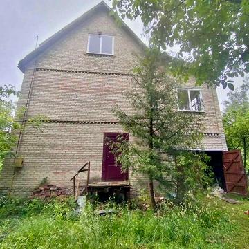 Затишний будинок біля лісу та озер: ідеальне поєднання природи та комфорту!