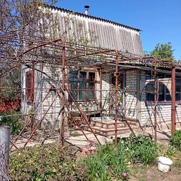 Продам 2-этажную дачу в г. Теплодар