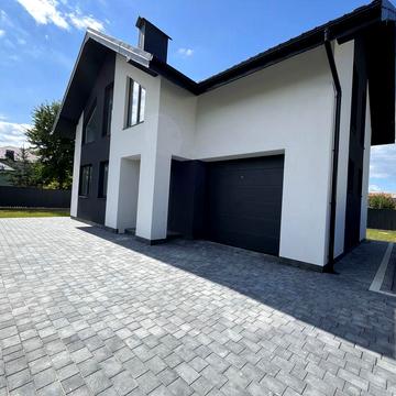 Продається будинок 140 м2 на етапі етапі ремонту. Повністю укомплектований