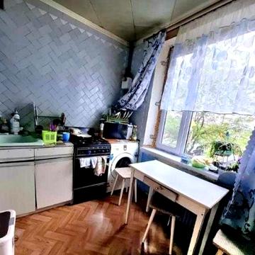 Продаж 3-кімнатної квартири. м.Холодна Гора, вул.Грушевського
