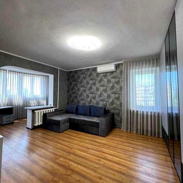Продеється 2 кімнатна квартира на Таїрова, вул. Корольова, площа 57кв.м.