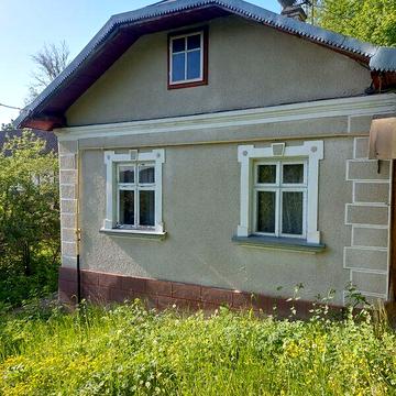 Продаж 3к Дім вулиця Горіхова