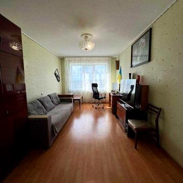 Продам квартиру на Північному  під ремонт