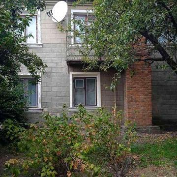 Терміновий продаж! 1/2 частина 2 х.поверхового будинку Ринок Гайсин