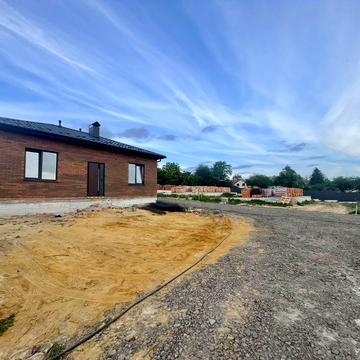 Продаж будинку з чистовими роботами всередині Без комісії