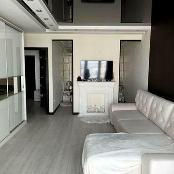 Подам 2-к квартиру з дизайн ремонтом 60м2. В сучасному закритому комплексі ЖК Петрівський квартал ЖК Петрівський Квартал.
