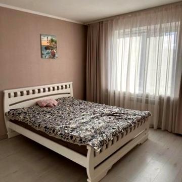 Деміївська вул., 35