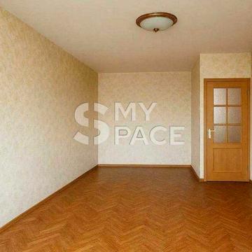 Продаж 1-к.кв в центрі Києва, вул. Мечникова, 7А метро Кловська 5 хв.
