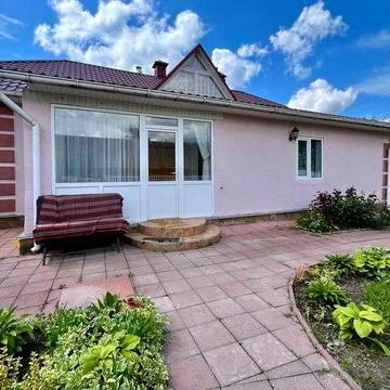 Продаєм затишний будинок в передмісті Чернігова (с. Брусилів)