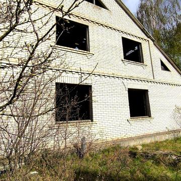 Недорого!Недобудований будинок та 15сот.в Макарові.Підведено газ.