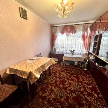 Сергія Сєнчева вул., 40