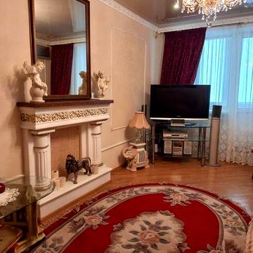 Продам розкішну 3-х кімнатну квартиру в самому центрі міста Житомир