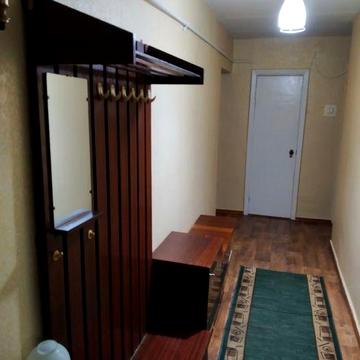 Здається 3-х кімнатна кв. в центрі міста 8. 9 поверхового будинку на довготривалий термін.Для сімї.