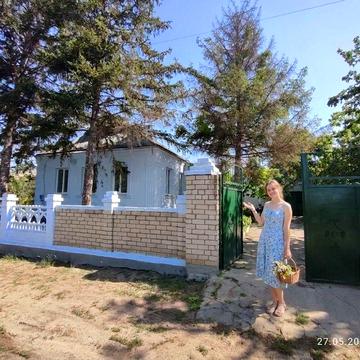 Продається родинний будинок у селі Виноградівка, Баштанського району, Миколаївської області.
