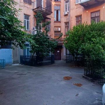 Продаж,  Квартира,  2 комнаты,  55 м²,  Большая Арнаутская,  Центр,  Одесса