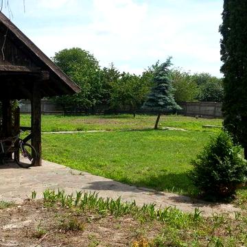 Продаж будинку для родини з великою ділянкою у с. Крушинка