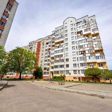 Продаж/ 3 квартира /без ремонту / Хвильового / чешка/ Львів
