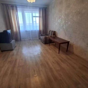 Сдам 2к квартиру Коммунар Парус