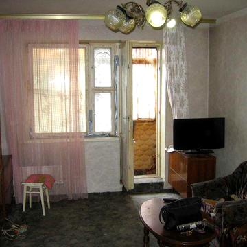 Аренда Старокиевская 9, метро КПИ, комнаты раздельные.