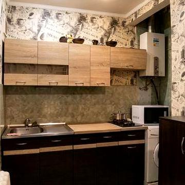 Сдам 3 комнатную Центр рн ул Пастера