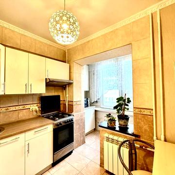 Продаж 1к квартири метро Політехнічний інститут