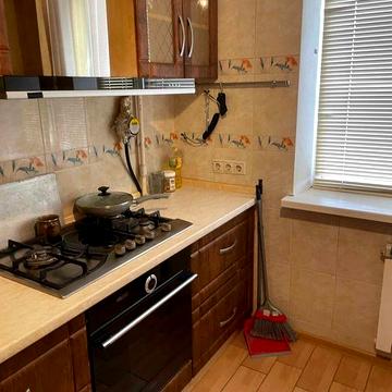 Квартира з ремонтом метро Академмістечко 5 хв вул Ірпінська 70 торг