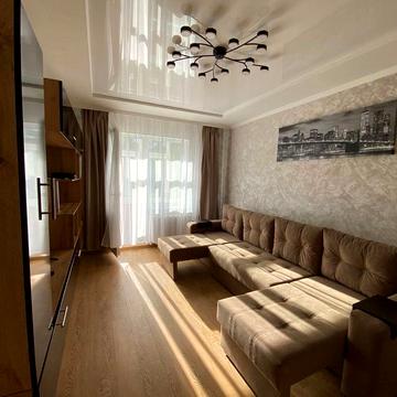 Здається однокімнатна в центрі м.Лубни в будівлі ЗАГСА
