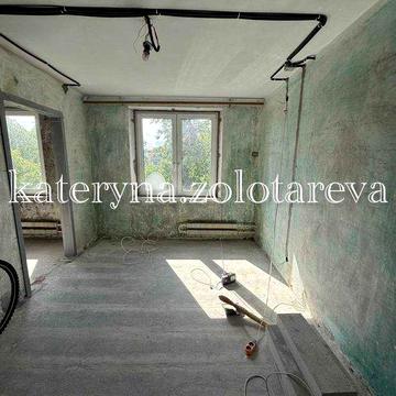 Продам 3 квартиру пешком к м. Защитников Украны 65 м2, по ул Фесенковская, Квартира полностью подготовлена под ремонт