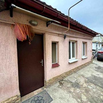 Продажа • 4к жилкопа • 61.7 м² • хоз. постройки • Центр города • #146495
