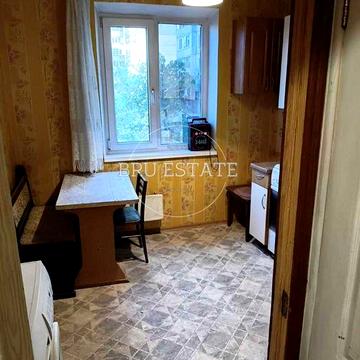 Продаж 2кквартири Харківська Позняки 3й поверх