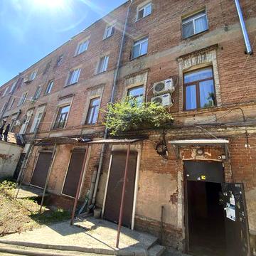 Продам 3к квартиру, ул. Тюринская, 3А