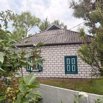 Продам невеликий будинок на березі р. Псел